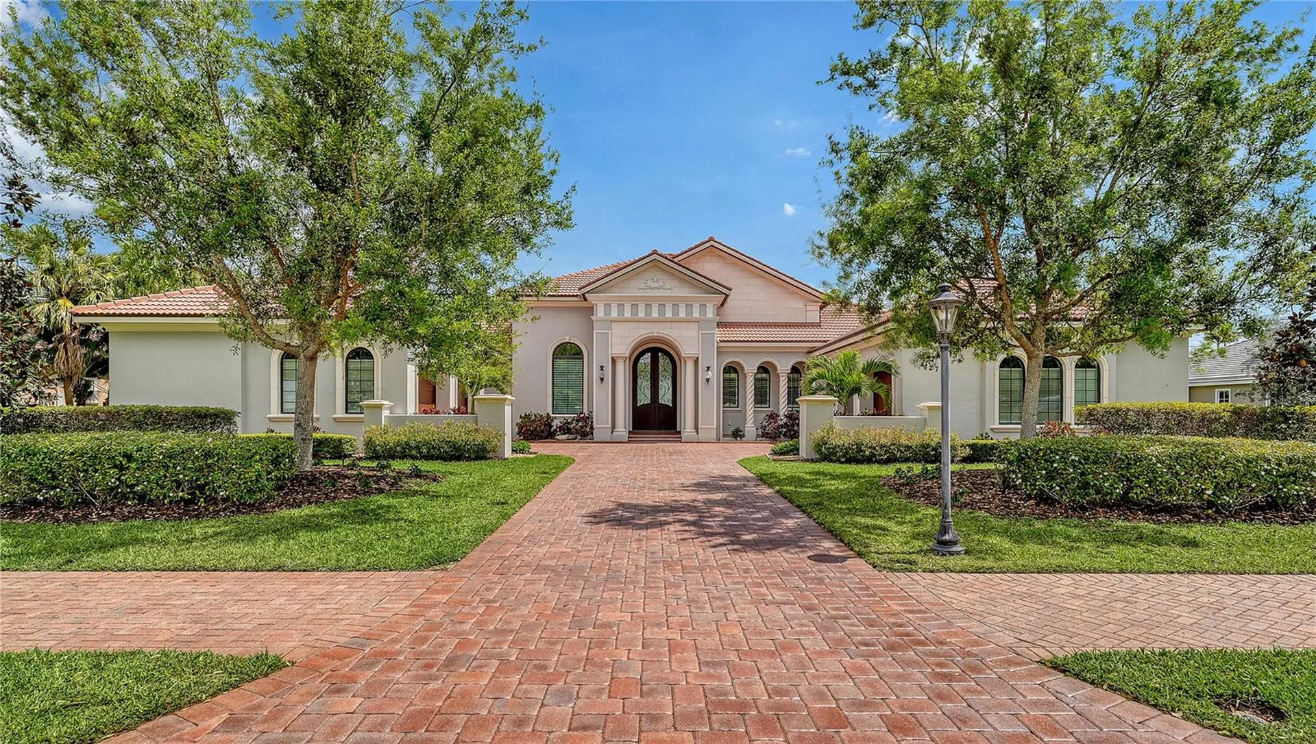 4127 Founders Club Drive Sarasota FL 34240