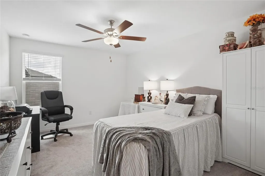 1718 Red Loop Lakeland FL 33801