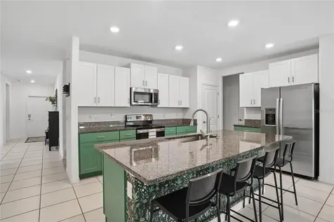 1718 Red Loop Lakeland FL 33801