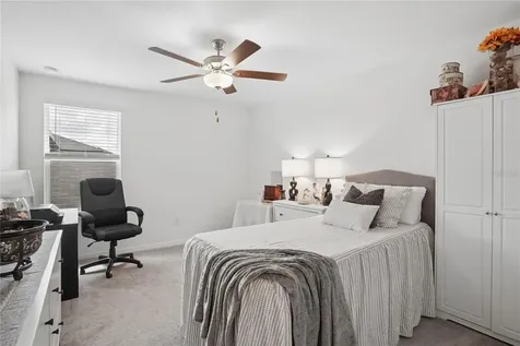 1718 Red Loop Lakeland FL 33801