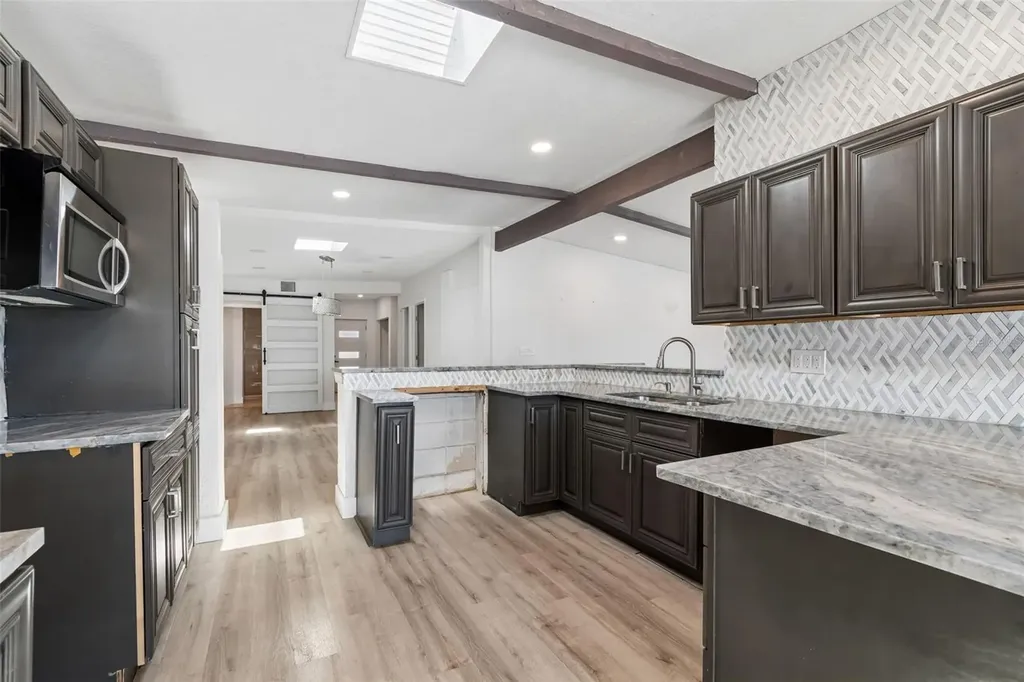 16108 5th Street E Redington Beach FL 33708