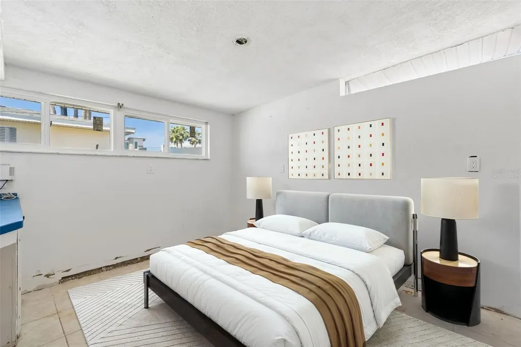 16108 5th Street E Redington Beach FL 33708