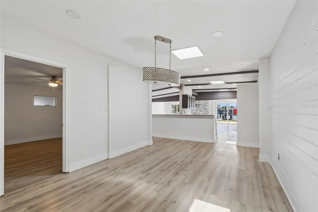 16108 5th Street E Redington Beach FL 33708