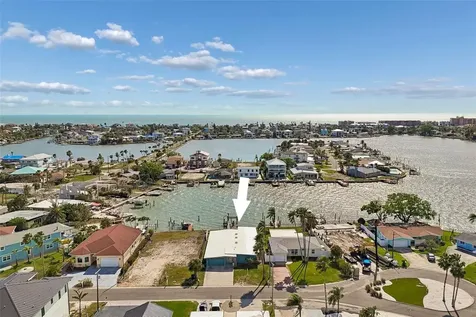 16108 5th Street E Redington Beach FL 33708
