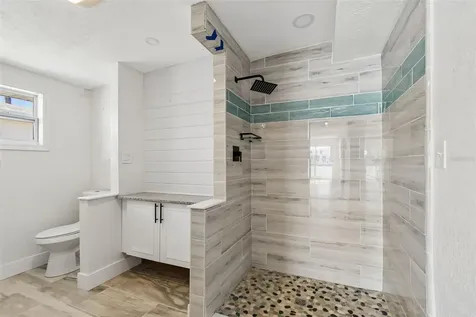16108 5th Street E Redington Beach FL 33708