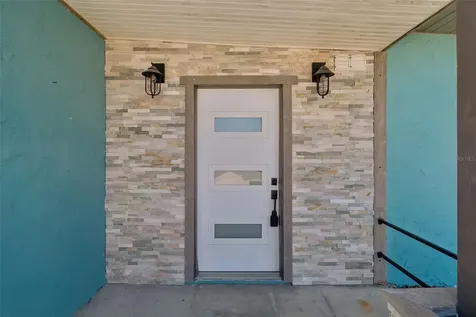 16108 5th Street E Redington Beach FL 33708