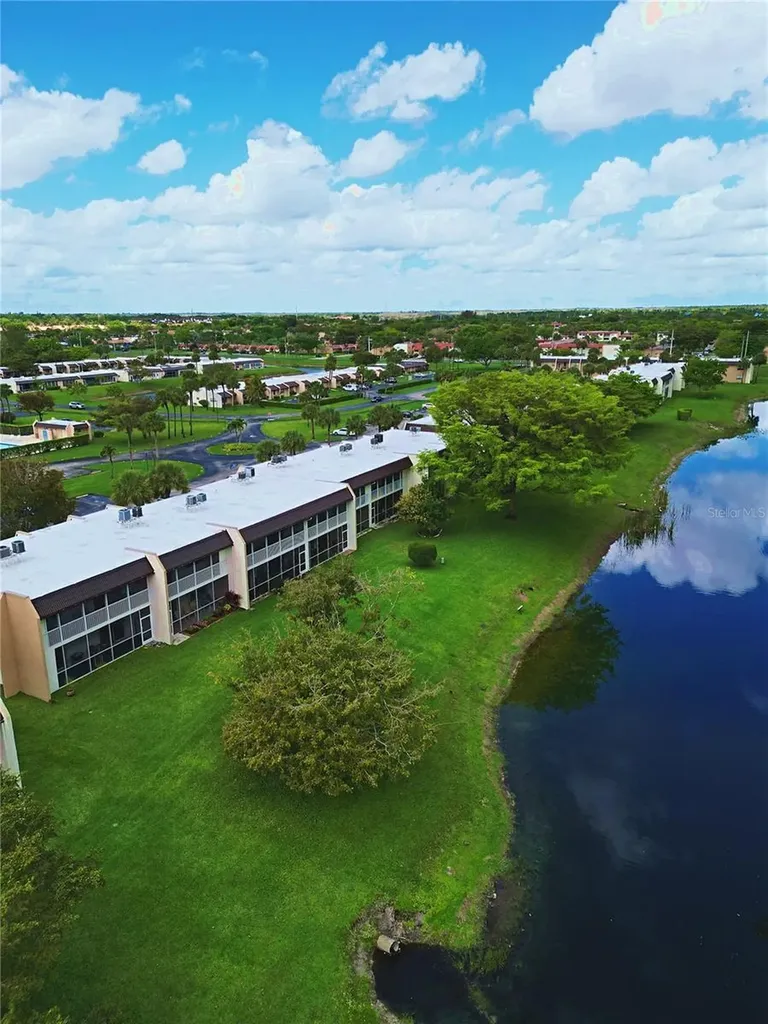 140 Lake Meryl Drive West Palm Beach FL 33411