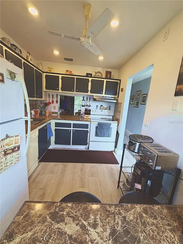 140 Lake Meryl Drive West Palm Beach FL 33411