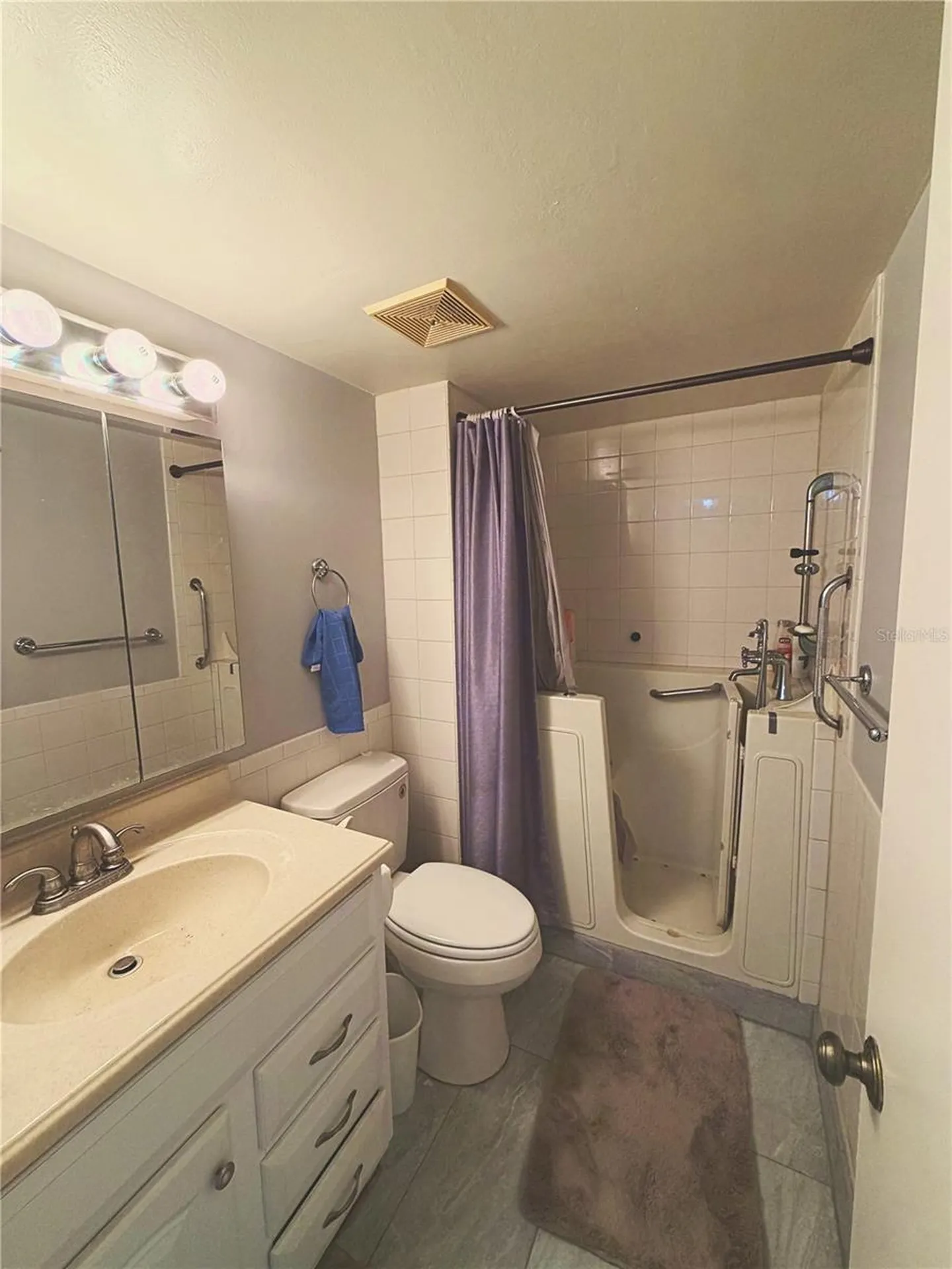 140 Lake Meryl Drive West Palm Beach FL 33411