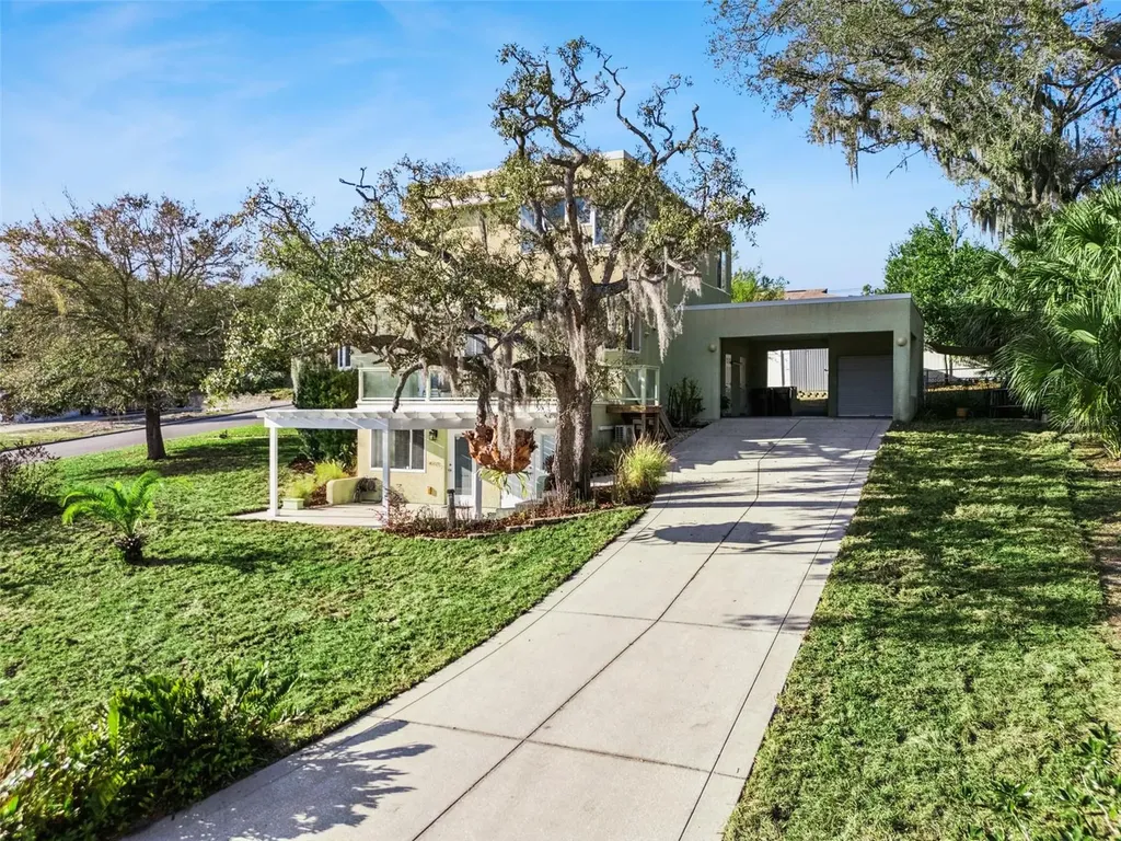 190 Crystal Lake Drive Clermont FL 34711