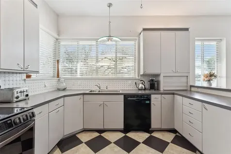 190 Crystal Lake Drive Clermont FL 34711