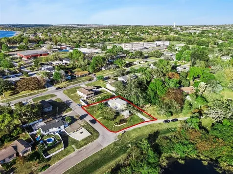 190 Crystal Lake Drive Clermont FL 34711