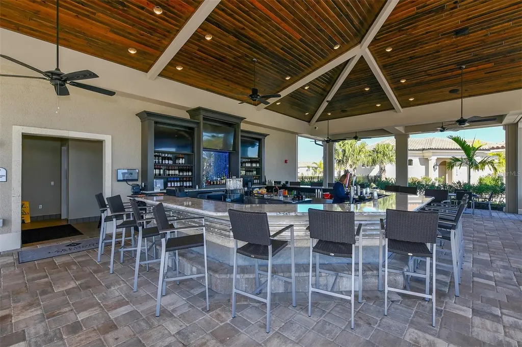 6137 Cessna Run Bradenton FL 34211
