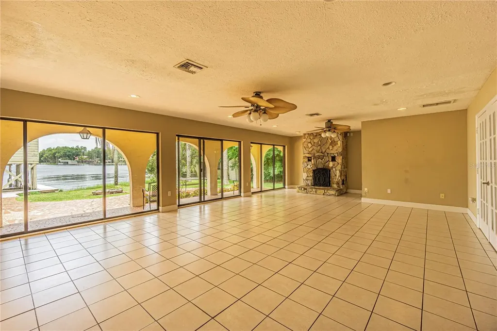 18129 Crawley Road Odessa FL 33556