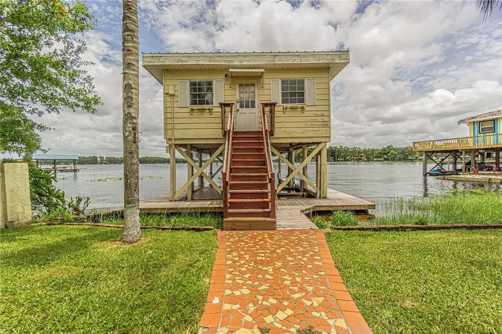 18129 Crawley Road Odessa FL 33556