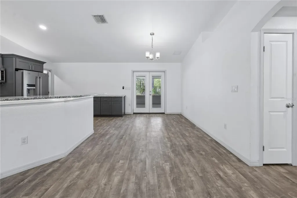 3630 W Strickland Avenue Bell FL 32619
