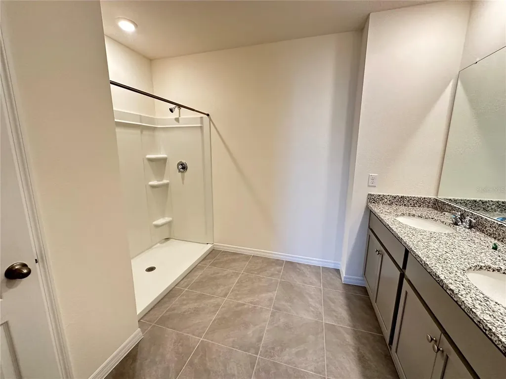 1169 Cascades Avenue Davenport FL 33837