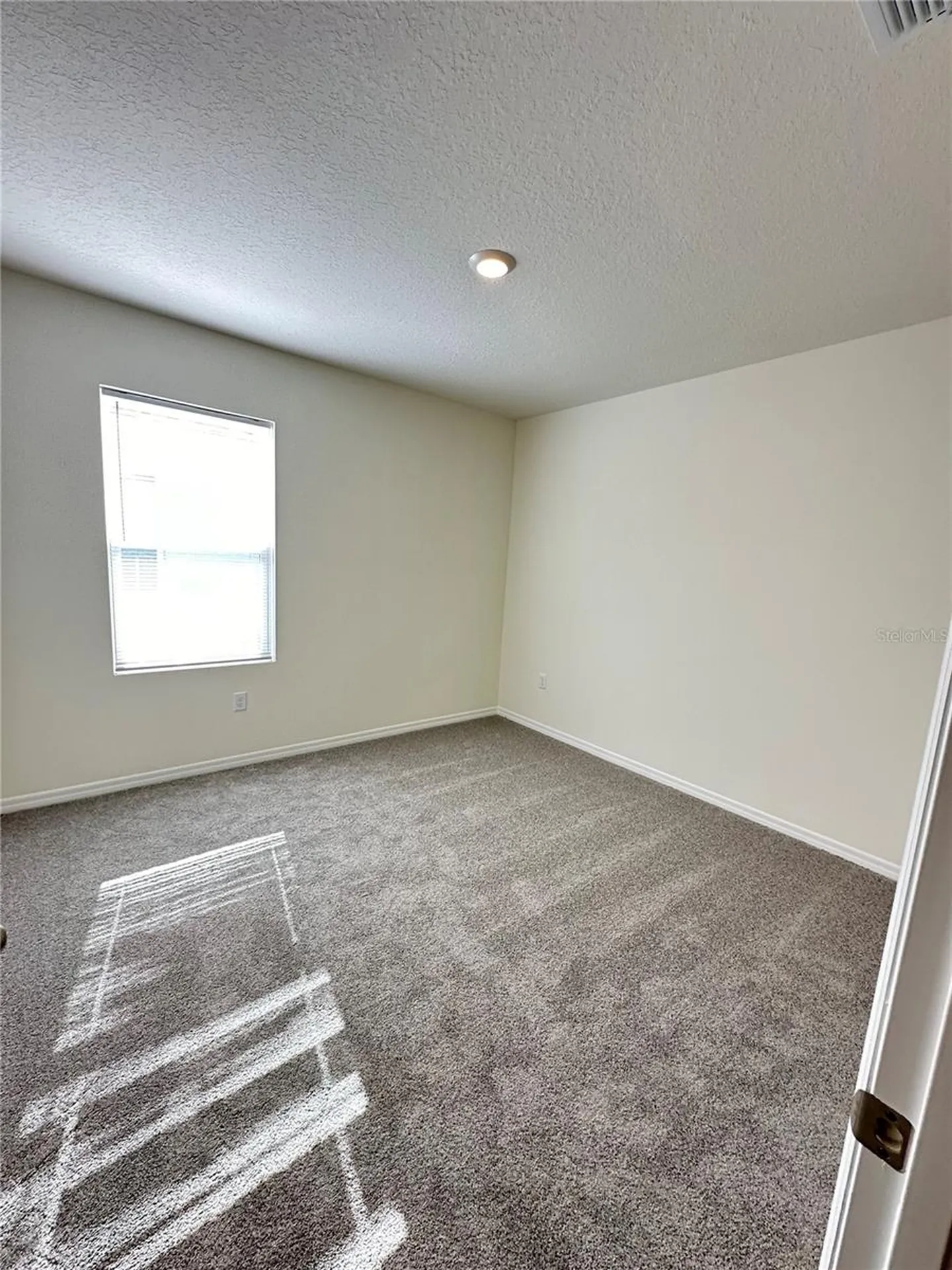 1169 Cascades Avenue Davenport FL 33837