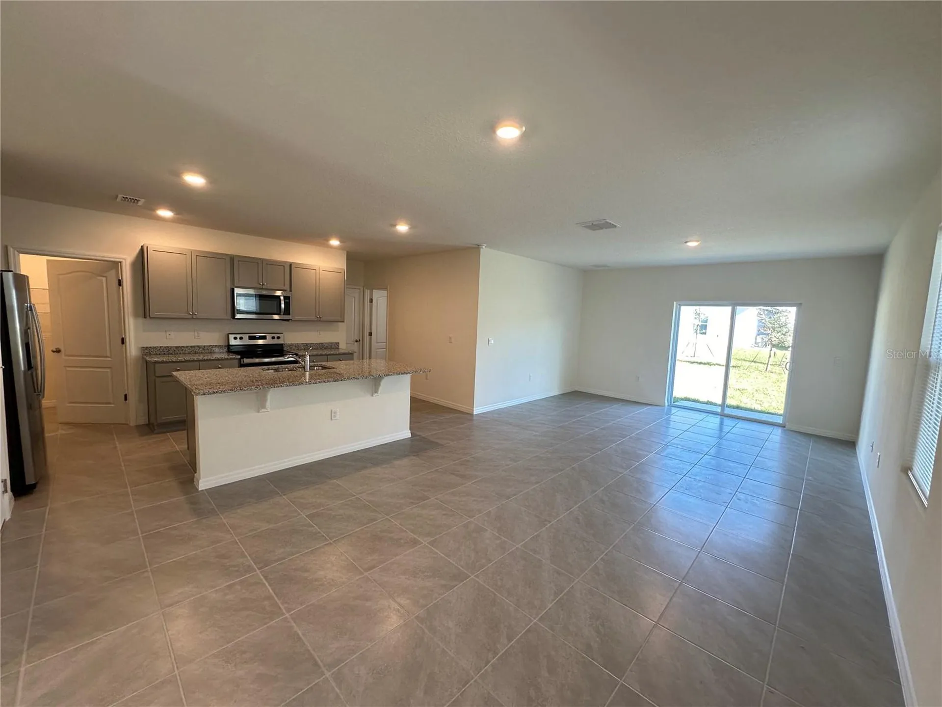 1169 Cascades Avenue Davenport FL 33837