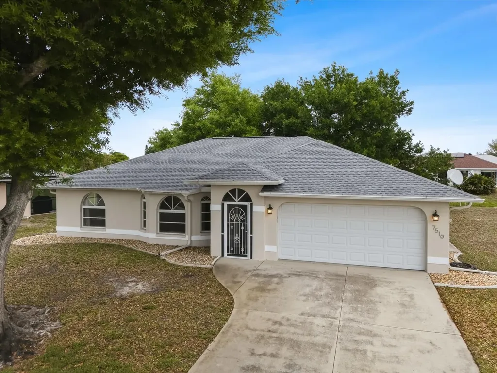 7510 Ligustrum Punta Gorda FL 33955