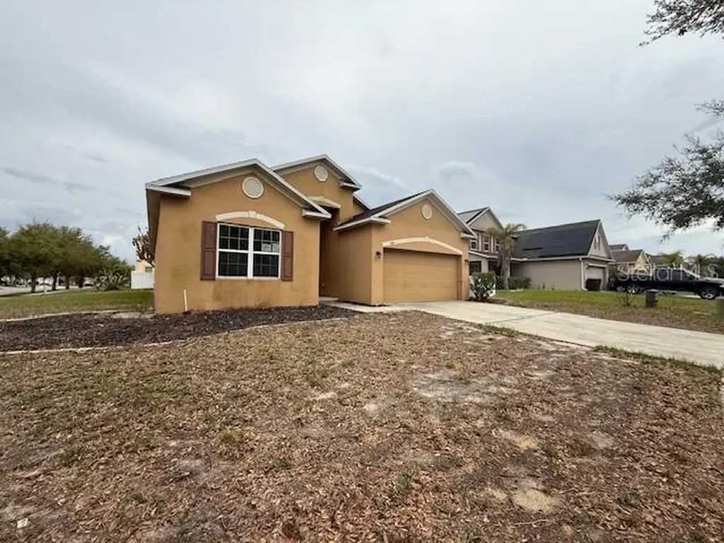 330 Gladesdale Street Haines City FL 33844