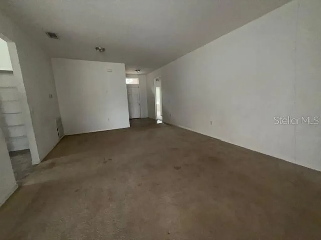330 Gladesdale Street Haines City FL 33844