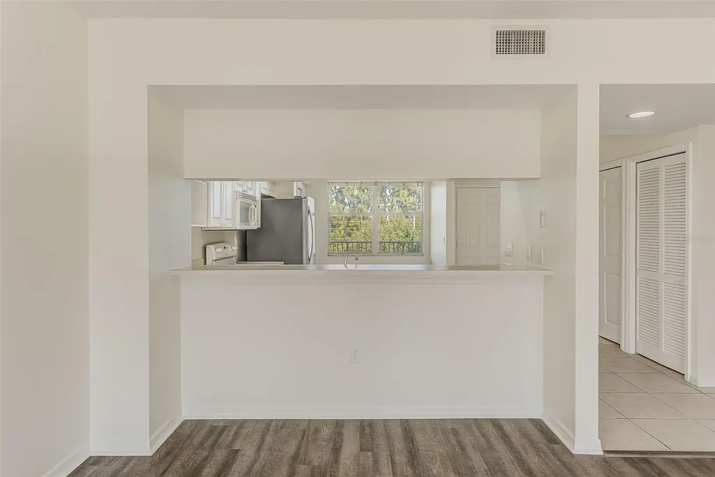 960 Starkey Road Largo FL 33771