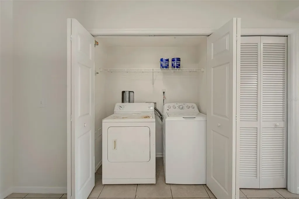 960 Starkey Road Largo FL 33771