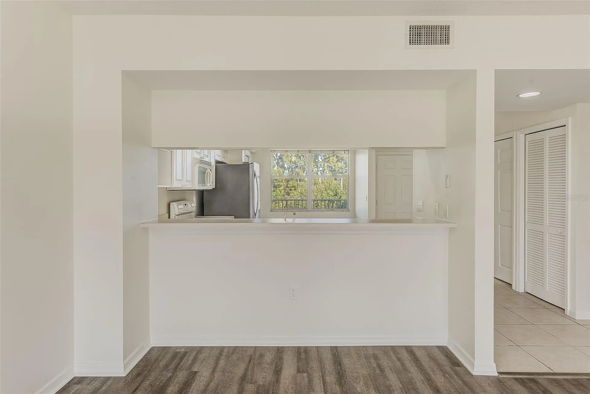 960 Starkey Road Largo FL 33771