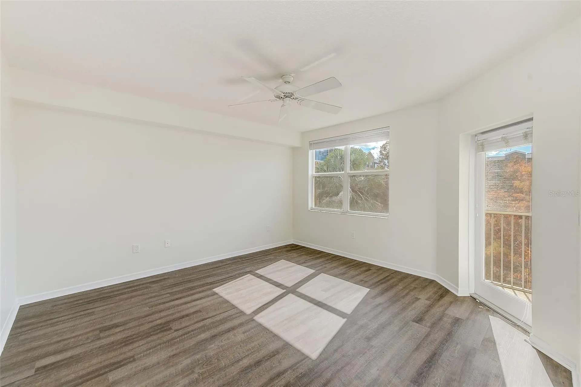 960 Starkey Road Largo FL 33771