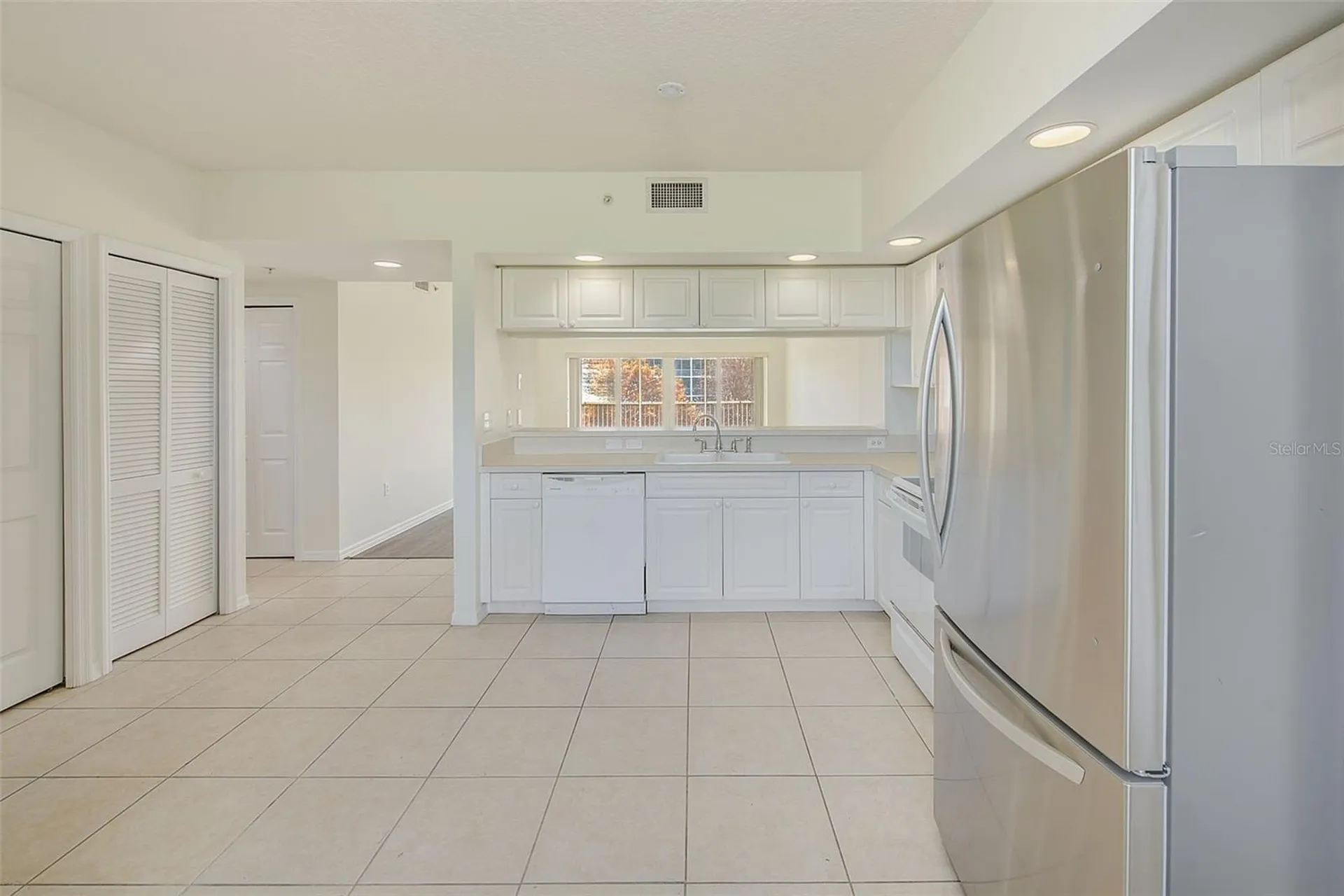 960 Starkey Road Largo FL 33771