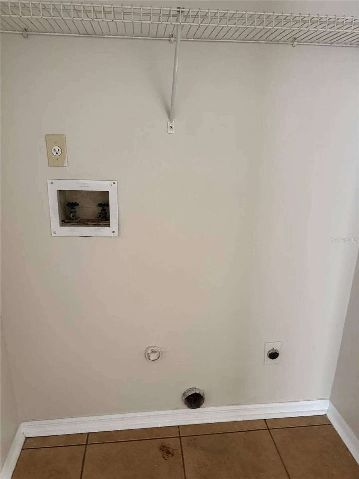 2318 Santa Ana Street Kissimmee FL 34743