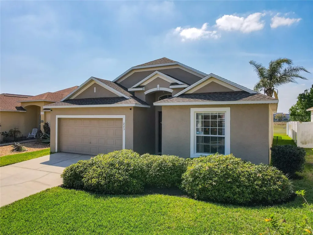 223 Knollwood Drive Davenport FL 33837