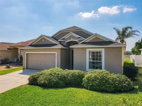 223 Knollwood Drive Davenport FL 33837