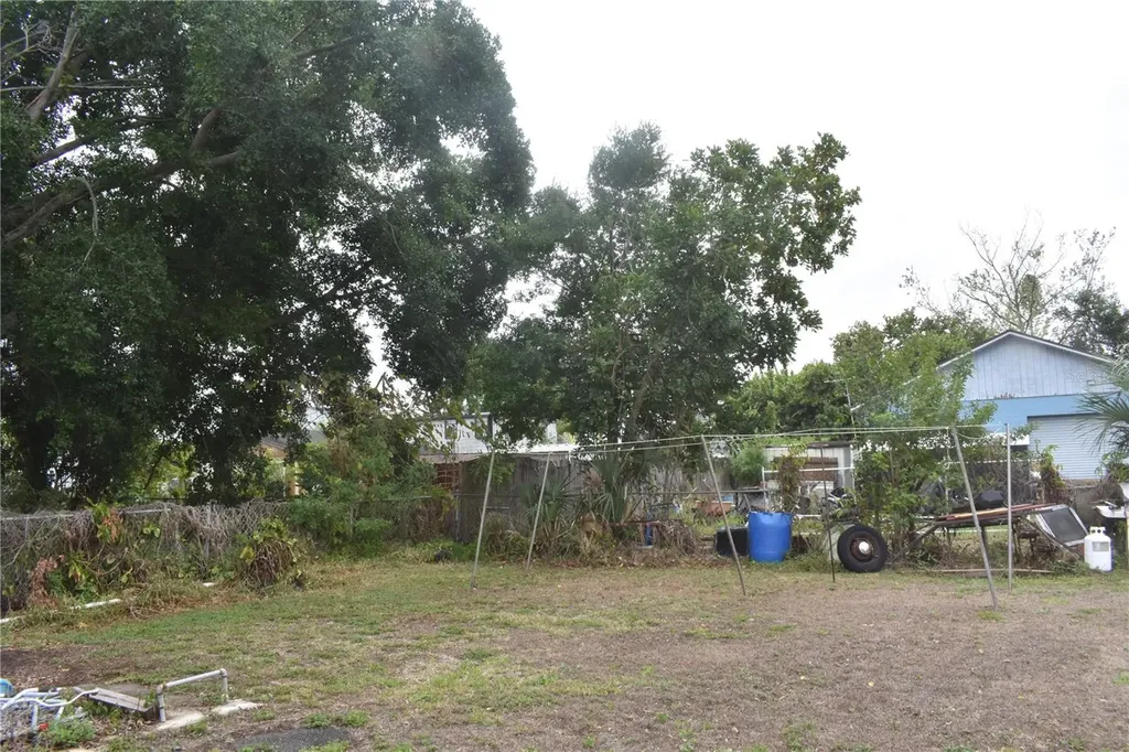 6581 50th Street N Pinellas Park FL 33781
