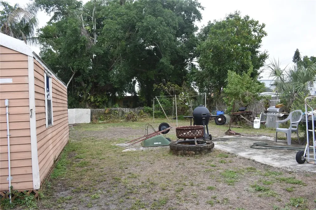 6581 50th Street N Pinellas Park FL 33781