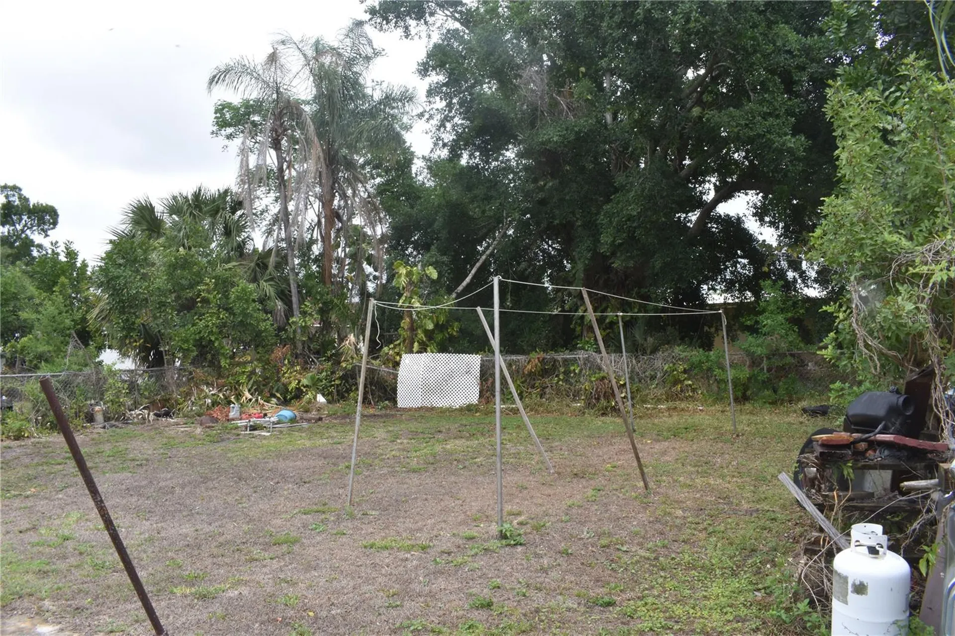6581 50th Street N Pinellas Park FL 33781
