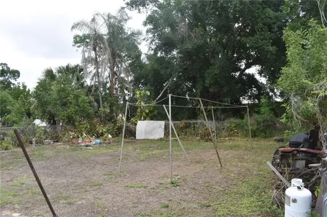 6581 50th Street N Pinellas Park FL 33781