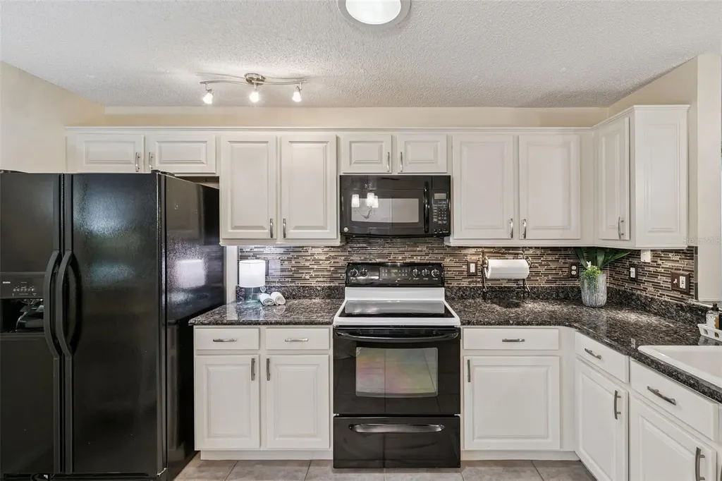 371 Augustine Court Oviedo FL 32765