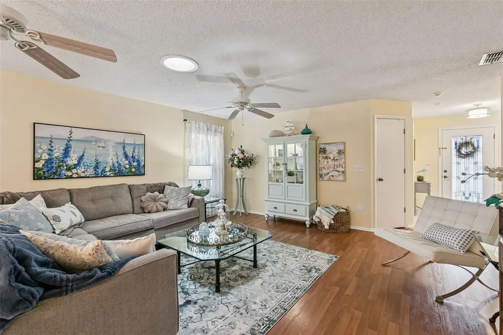 371 Augustine Court Oviedo FL 32765
