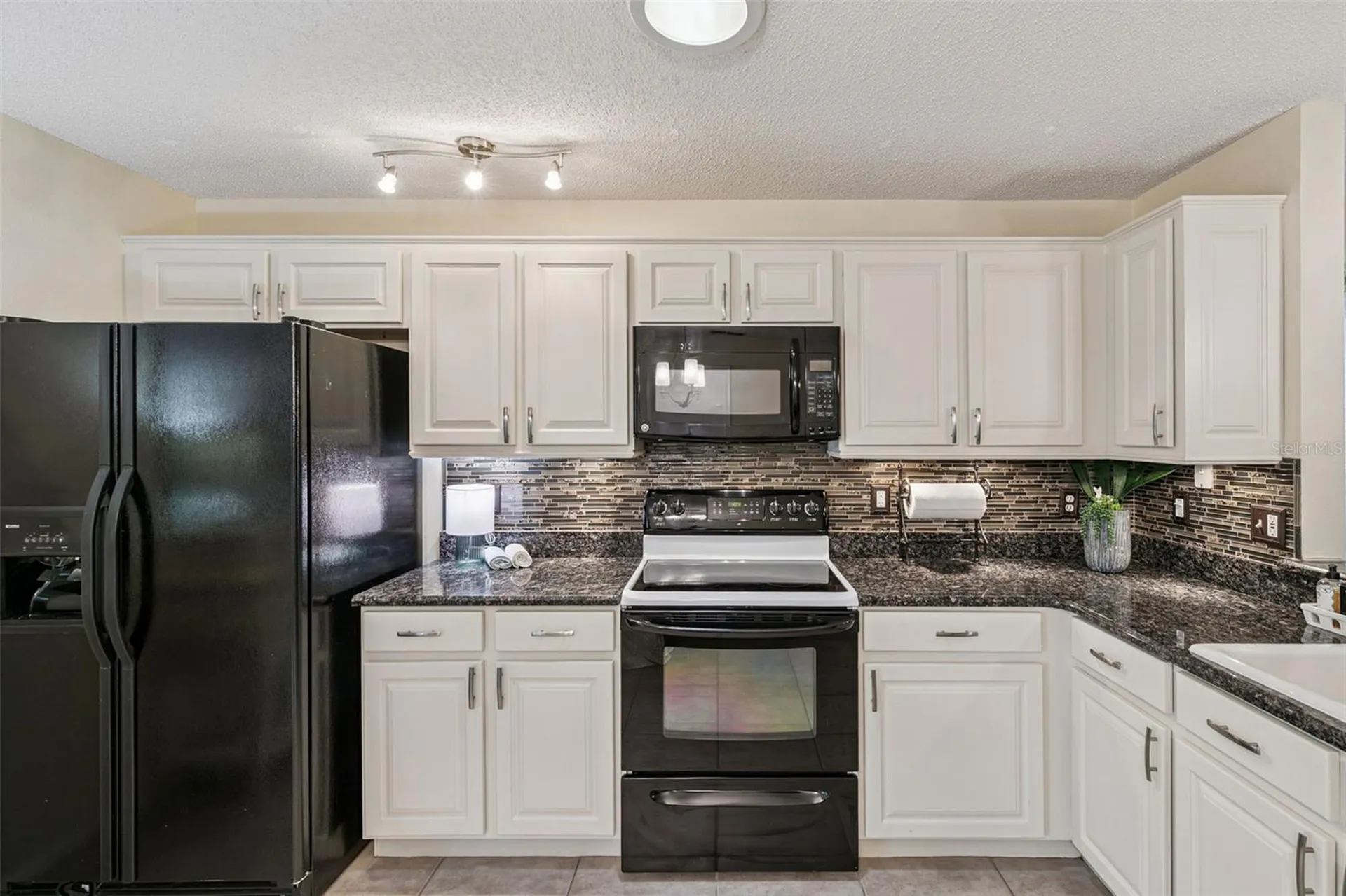 371 Augustine Court Oviedo FL 32765