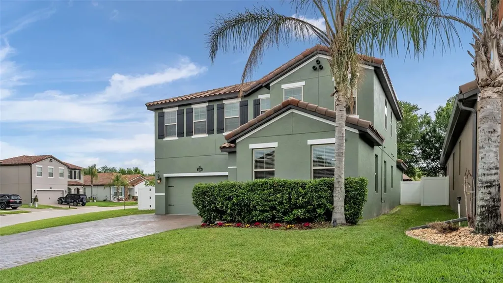 2250 Bella Luna Circle Lakeland FL 33810