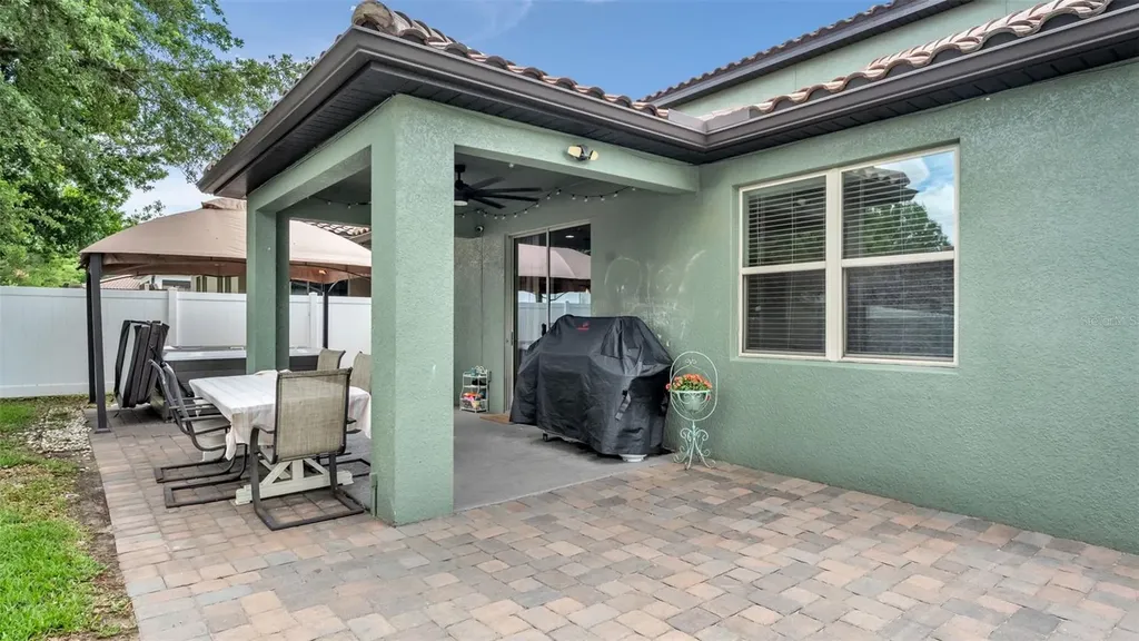2250 Bella Luna Circle Lakeland FL 33810