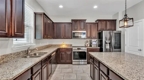 2250 Bella Luna Circle Lakeland FL 33810