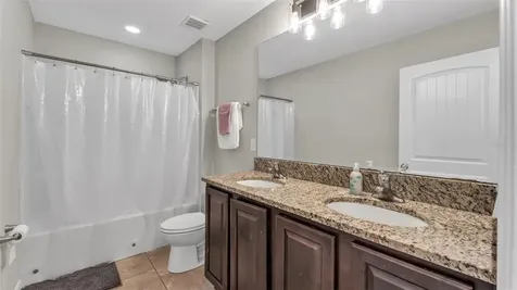 2250 Bella Luna Circle Lakeland FL 33810