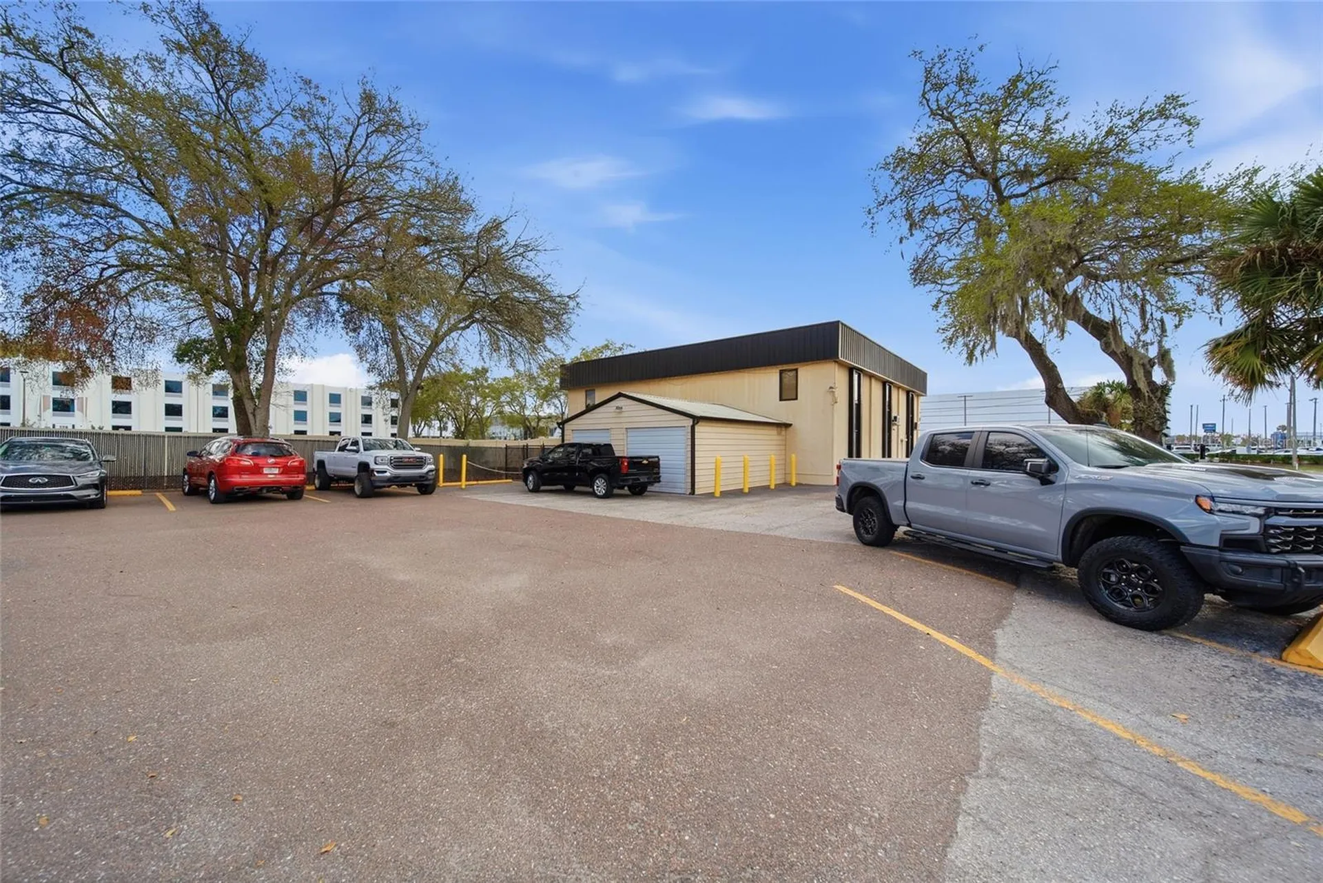 104 E Fowler Avenue Tampa FL 33612