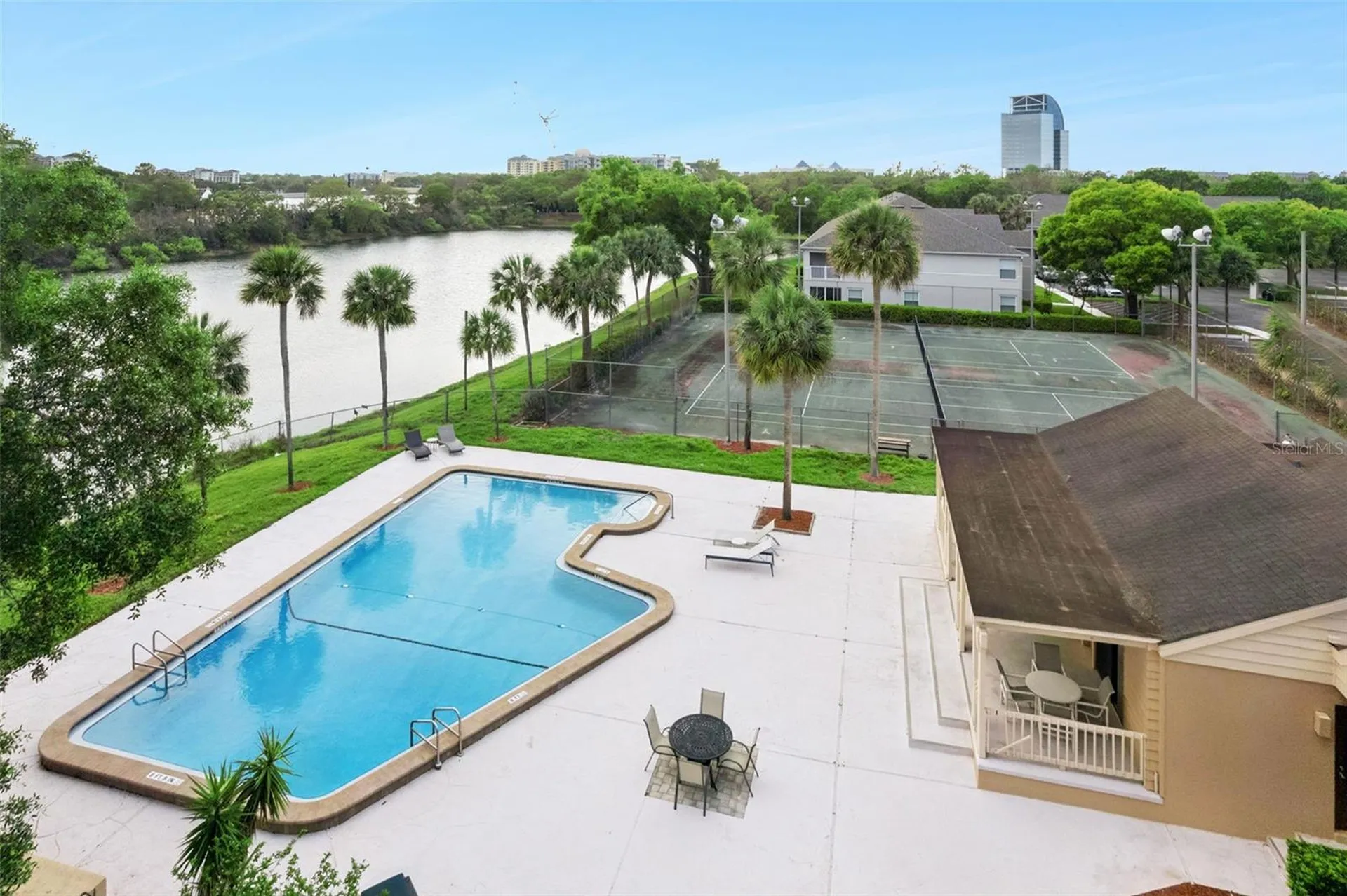 530 Cranes Way Altamonte Springs FL 32701