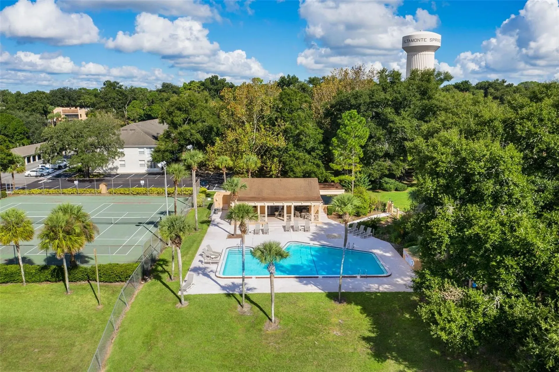 530 Cranes Way Altamonte Springs FL 32701