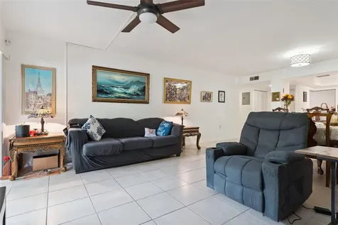 530 Cranes Way Altamonte Springs FL 32701