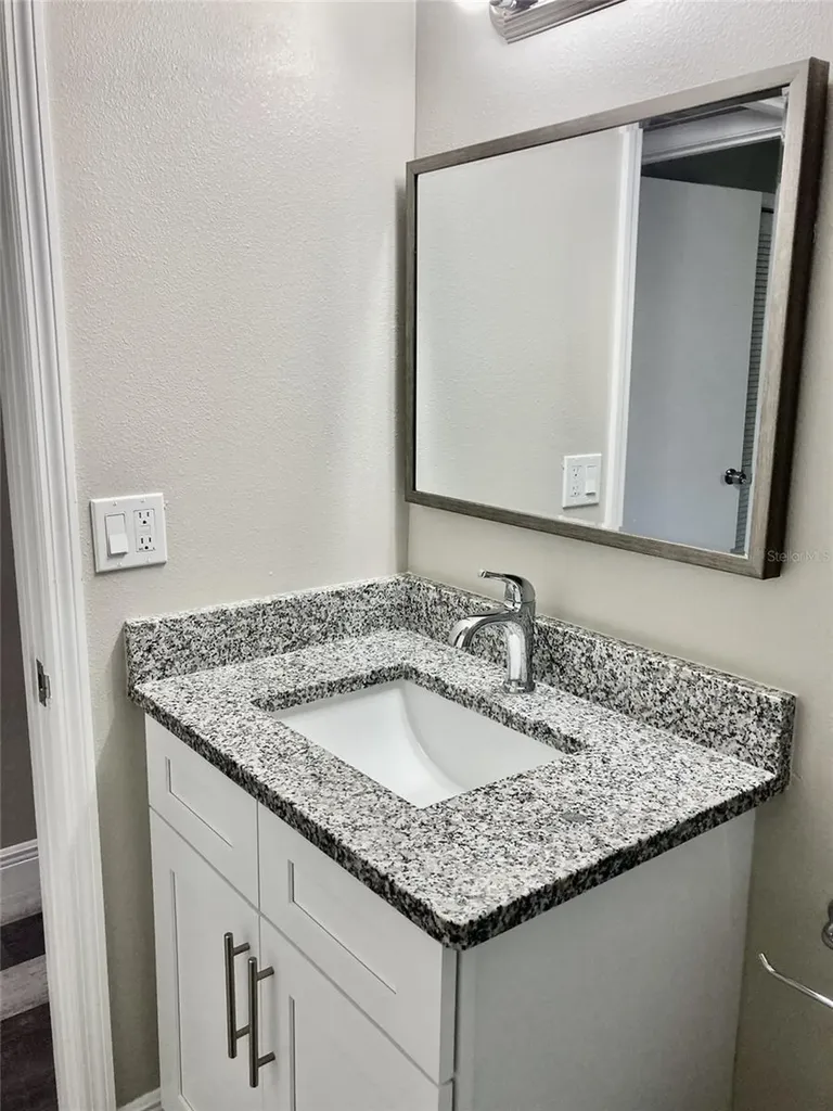 5008 Manatee Avenue W Bradenton FL 34209